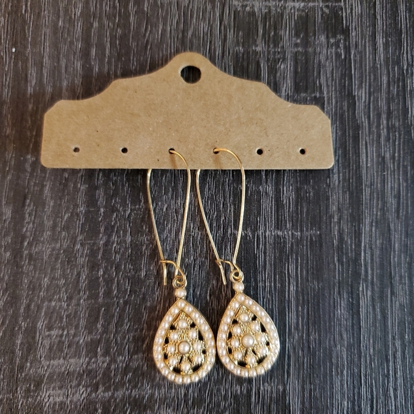 Gold Teardrop Earrings with Intricate Filigree Design - Picture 1 of 2